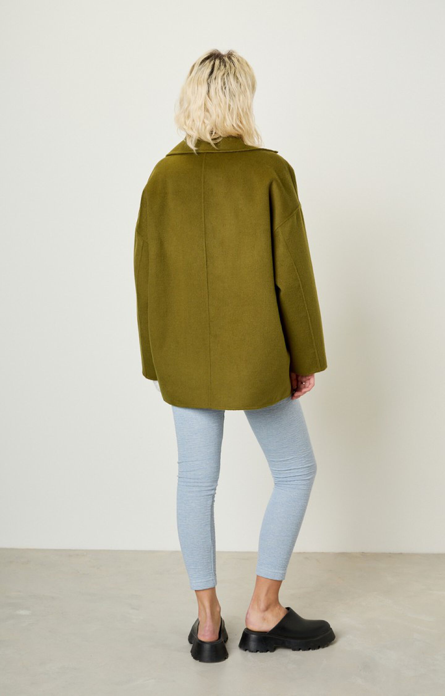 DADO17EE22-MOUSSE-MODEL-2-  