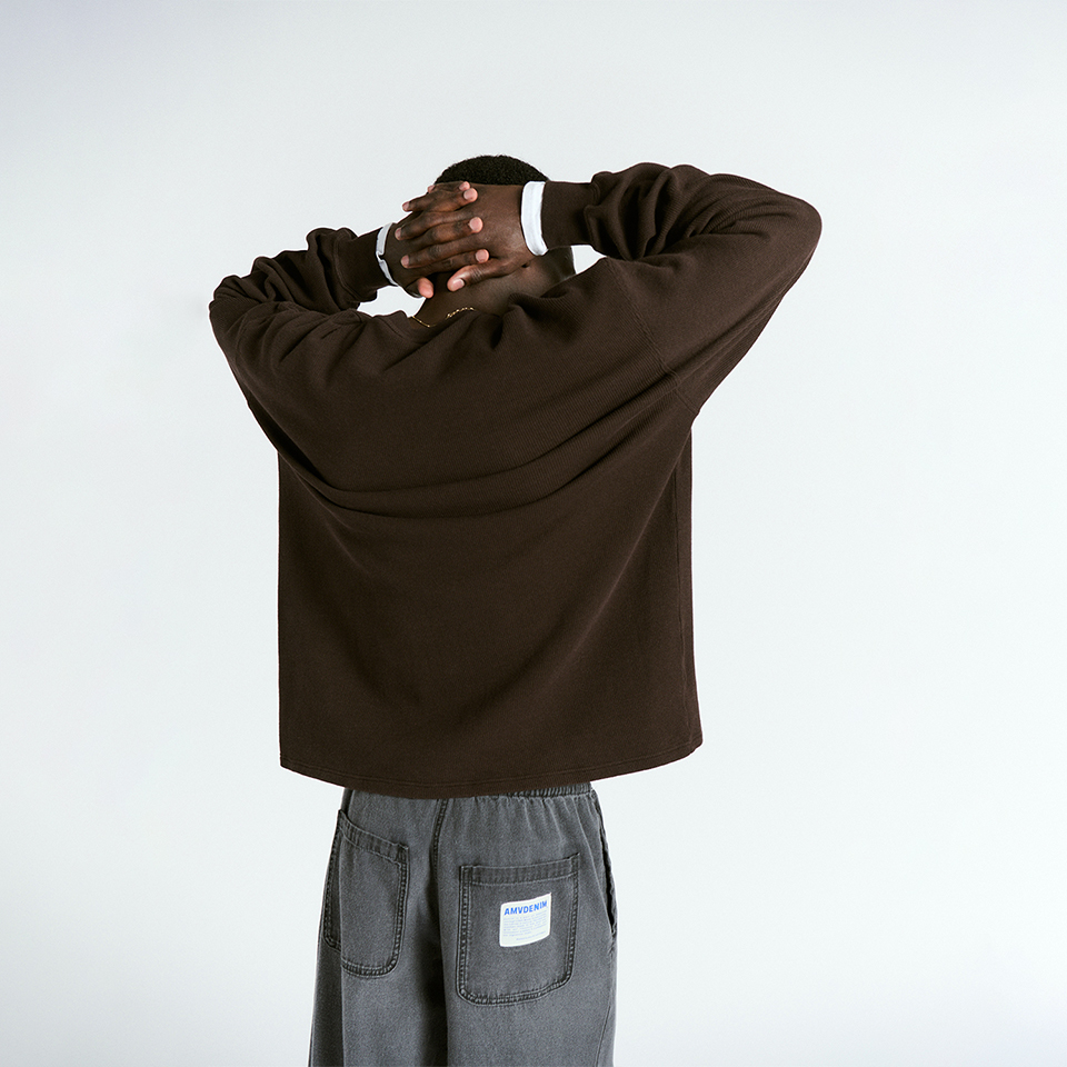 DAT11AE23-ECRU-MODEL