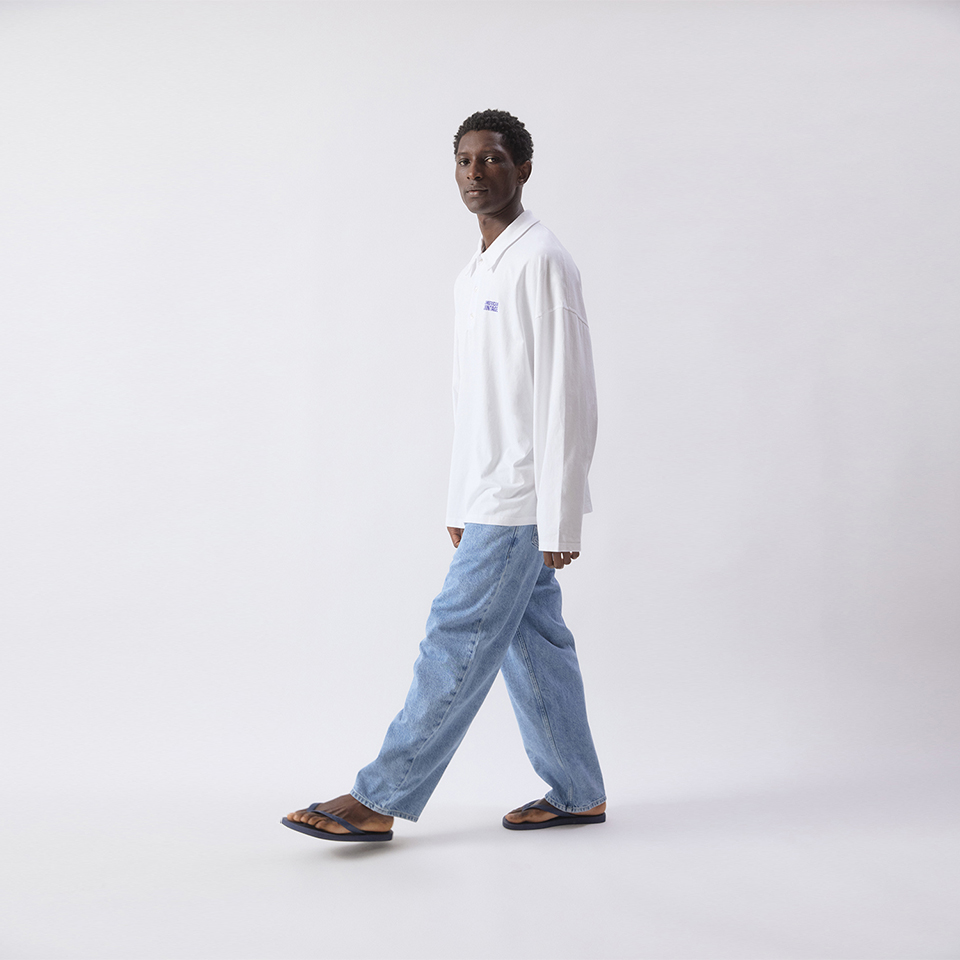 DAT11AE23-ECRU-MODEL